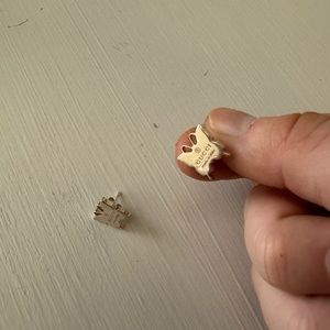 SILVER STUD GUCCI EARRINGS